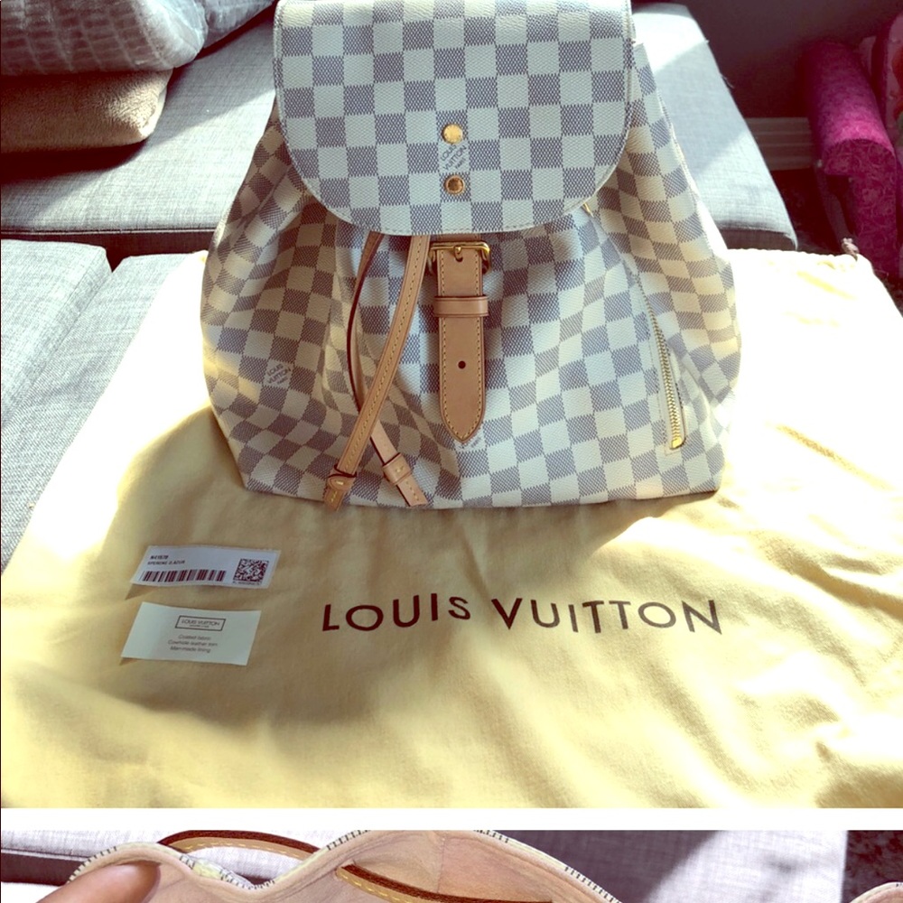 Louis Vuitton Backpack 🎒with dust bag no box